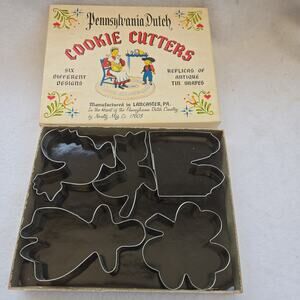 PENNSYLVANIA DUTCH 5 METAL COOKIE CUTTERS IN ORIGINAL BOX